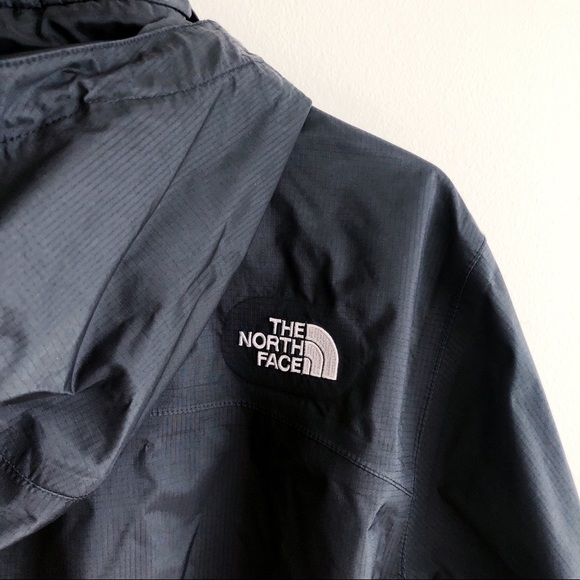 The Northface Women’s Jacket - Picture 4 of 4